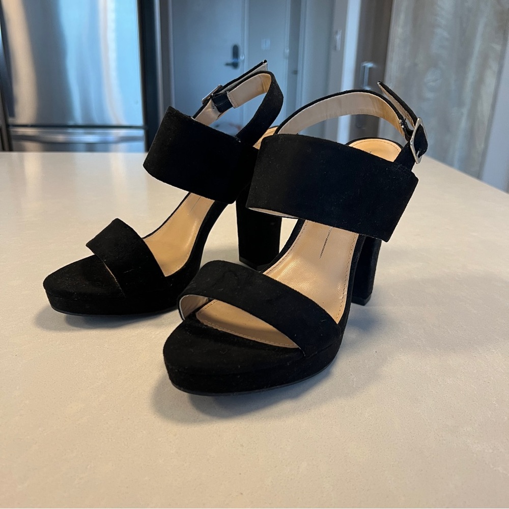 NEVER WORN Black Heels!